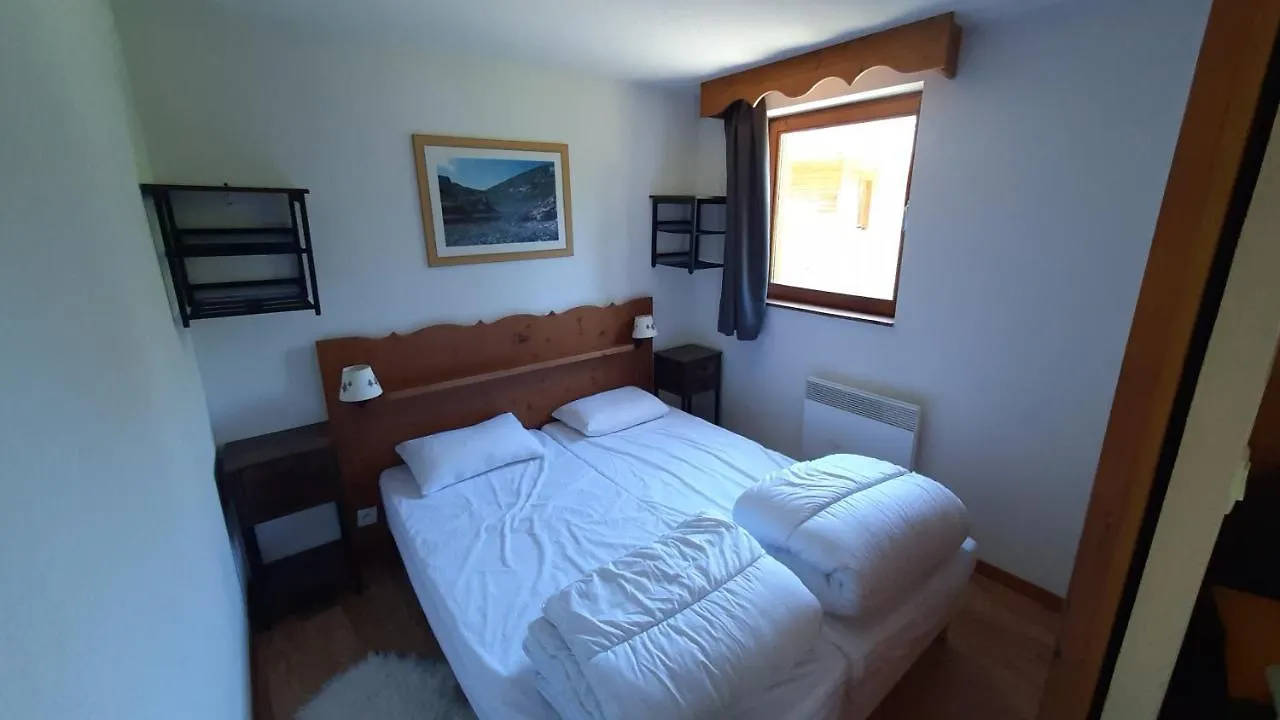 Charmant Appartement Au Pied Des Pistes Шамрусс Апартаменты